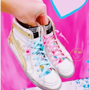 Golden Goose Skor - INTRESSEKOLL! Sneakers inköpta i somras utomlands under vår då pågående flytt till san diego! Vill endast kolla intresse, möjligen till salu vid bra bud!