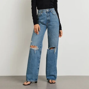 NYA Idun Wide Jeans - Gina - Helt nya Idun Wide jeans i färgen ”skyline destroy”. Säljs pga inte hann returnera. Slutsåld på hemsidan. Kan mötas upp i Älmhult. 🤗
