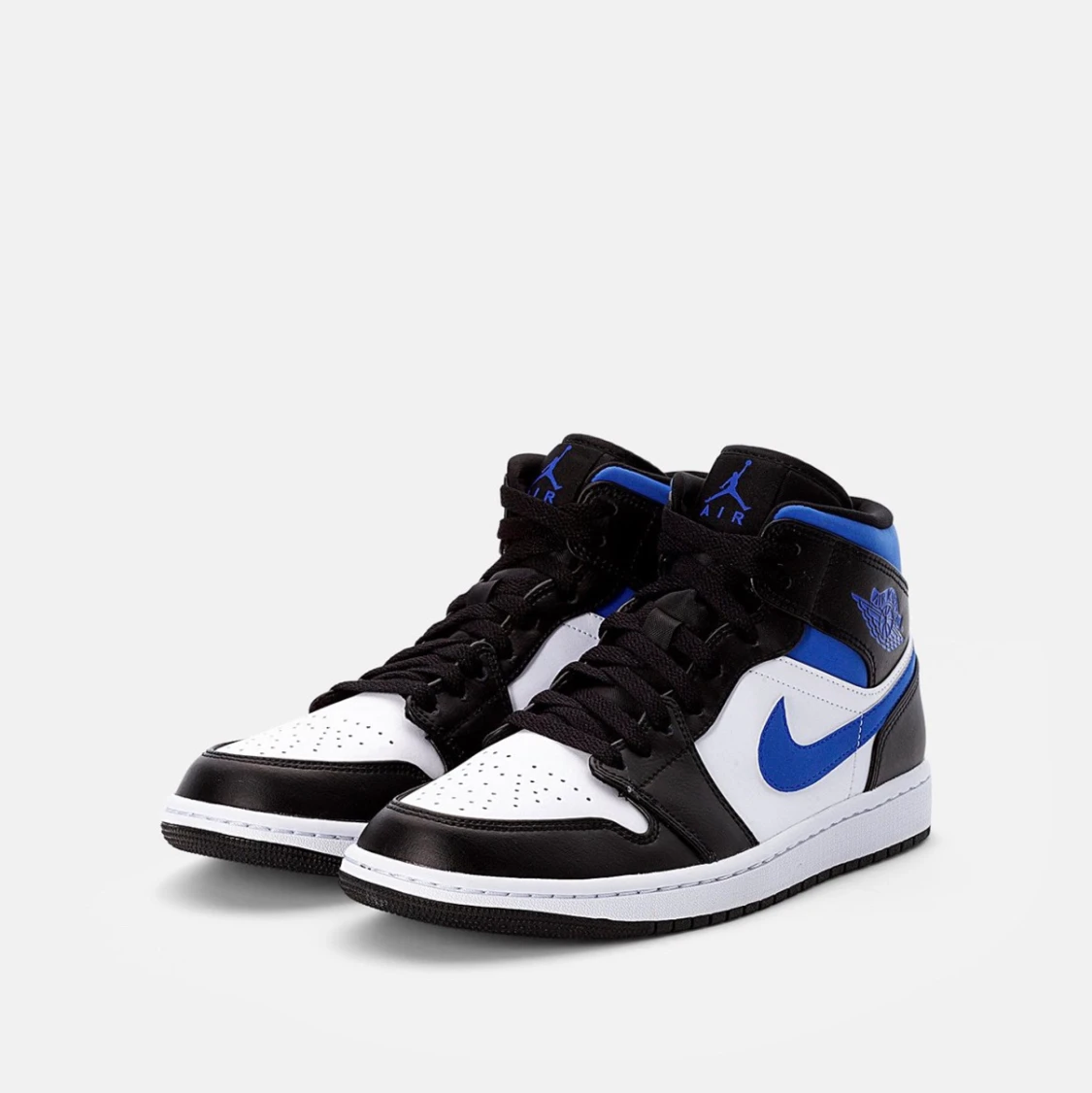 Söker Jordans i stl 39 - 90