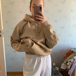 Beige oversized hoodie - Hoodie. Oversized. 