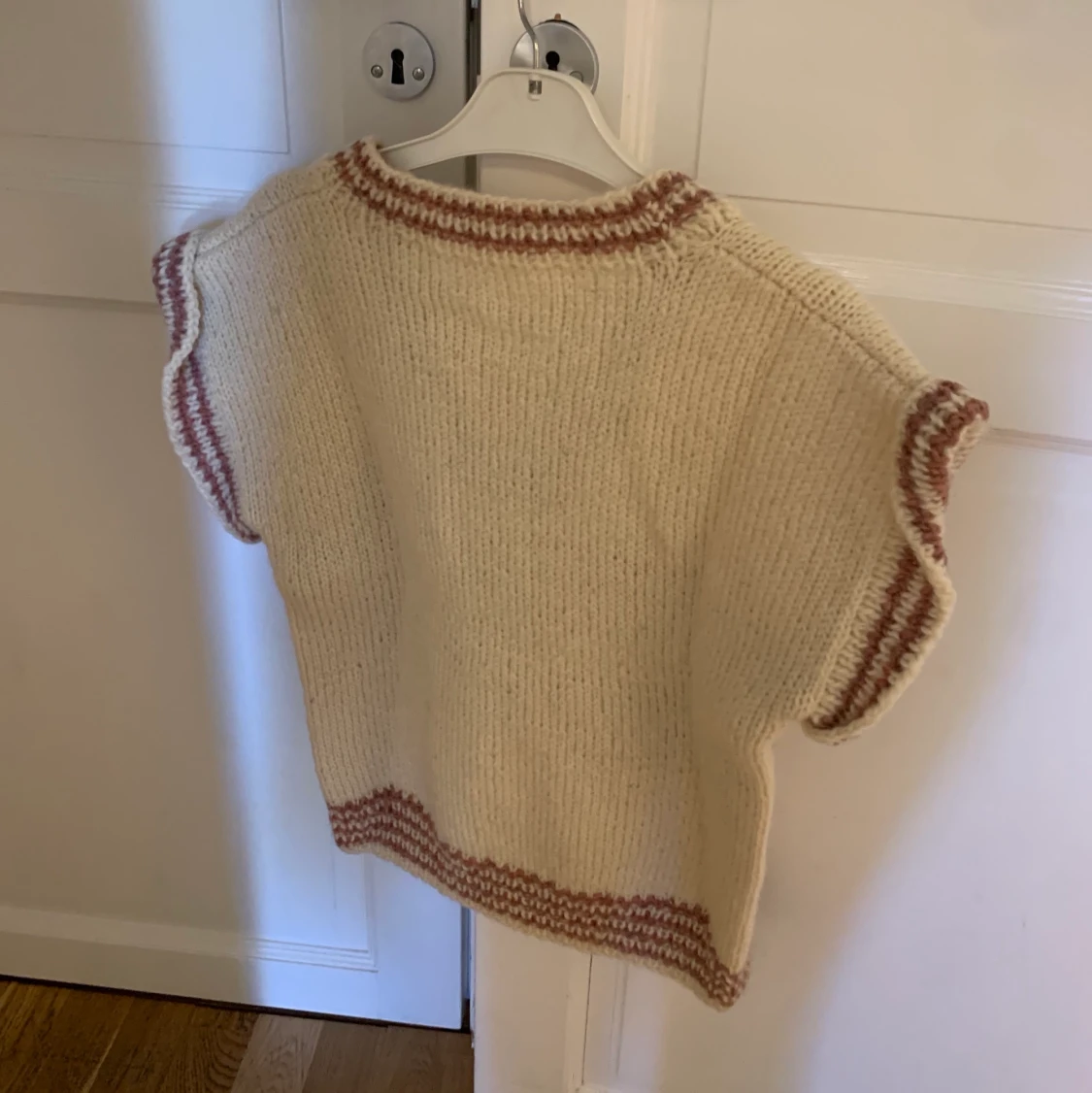 Stickad väst - 90
