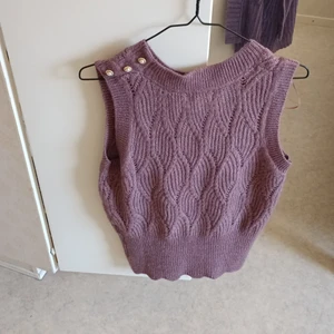 Väster och orange tröja - Väster och orange tröja