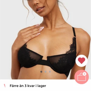 Spets BH - En snygg och vacker bh! Använd Max 3 ggr! I mycket fint skick, säljer pga att den är för liten! Helt slutsåld i alla storlekar på hemsidan! Strl 75D