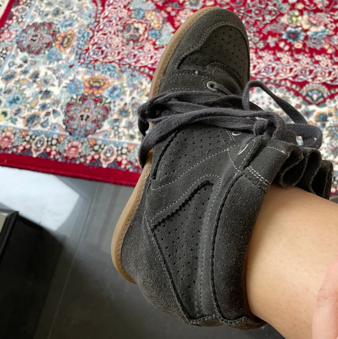 Mörkgråa pavement - 90