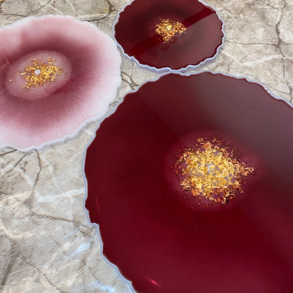 Resin art , stand cake  - 90