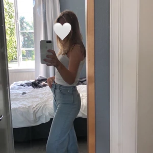 Jeans - Skitsnygga jeans från &Otherstories som tyvärr är för små nu🤍 