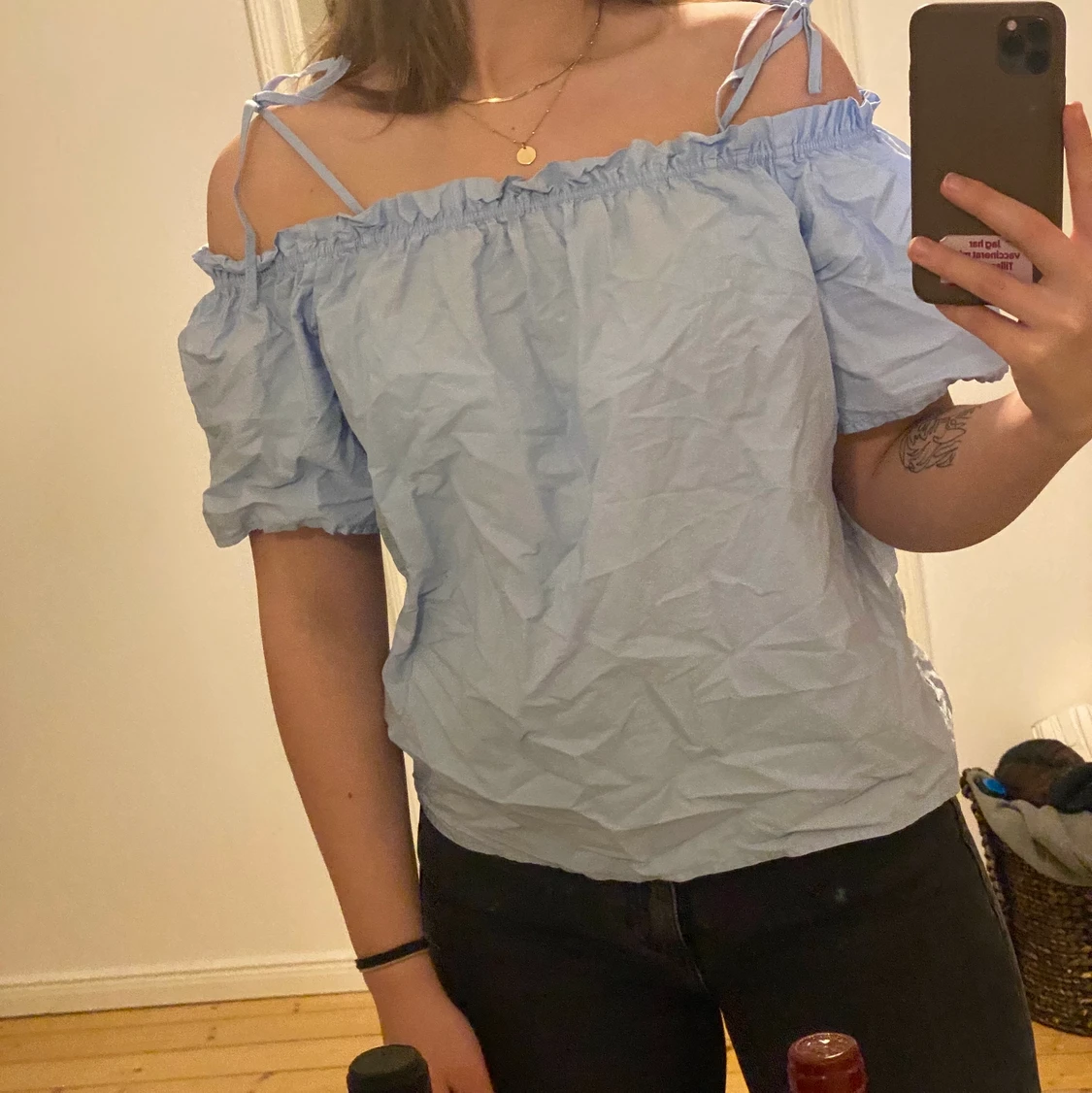 En topp från Hm i storlek 38 - 90