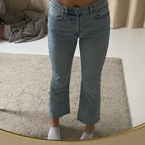 & other stories  - Mid waist & other stories byxor i storlek 27! Köparen står för frakten!☺️ 