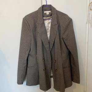 Blazer - Supersnygg blazer, möts upp i gbg eller skicka mot fraktkostnad 