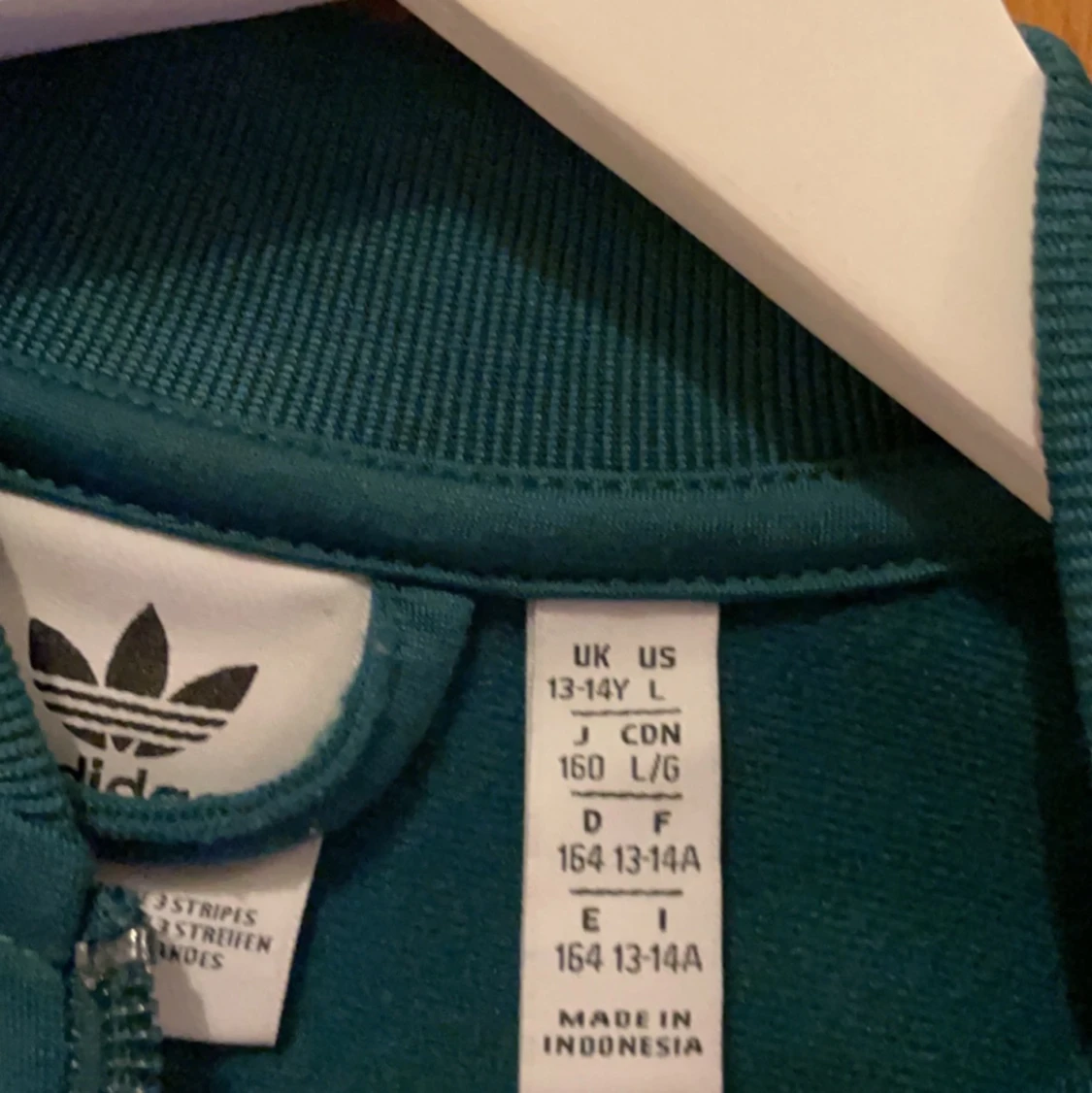 Adidas träningströja  - 90