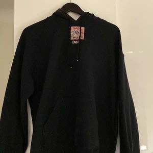 Brand of roses hoodie - Brand of roses hoodie som inte längre kommer till användning, bra skick