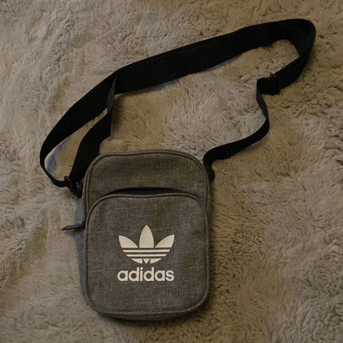 Adidas väska 