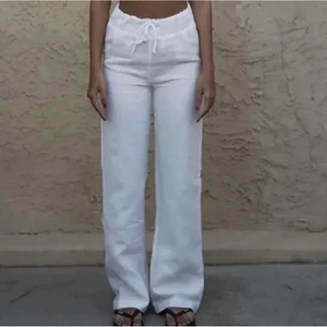 Linnebyxor - Söker dessa linnebyxor från a dsgn i stl xs!!❤️‍🔥❤️‍🔥❤️‍🔥