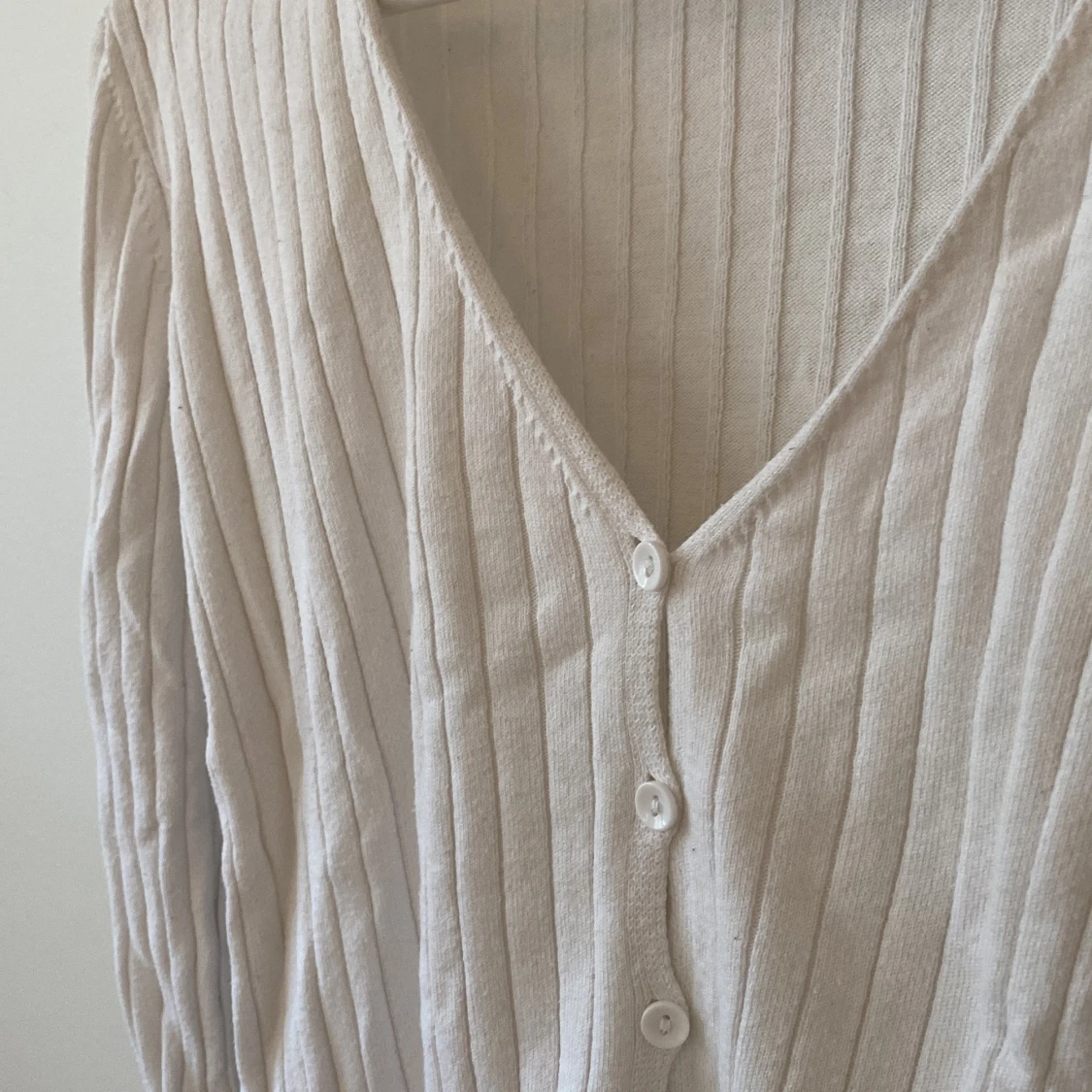 Vit ribbad tröja - 90