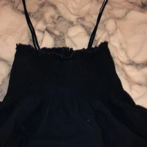 linne - säljer detta linne då det inte kommer till någon användning men annars jättefint linne