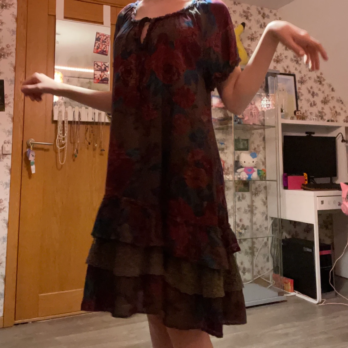 klänning med blommor 