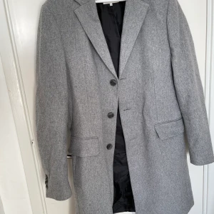 Studio Total Rock, strl 50 - Rock i färgen grå. Använd en vinter. Storlek 50