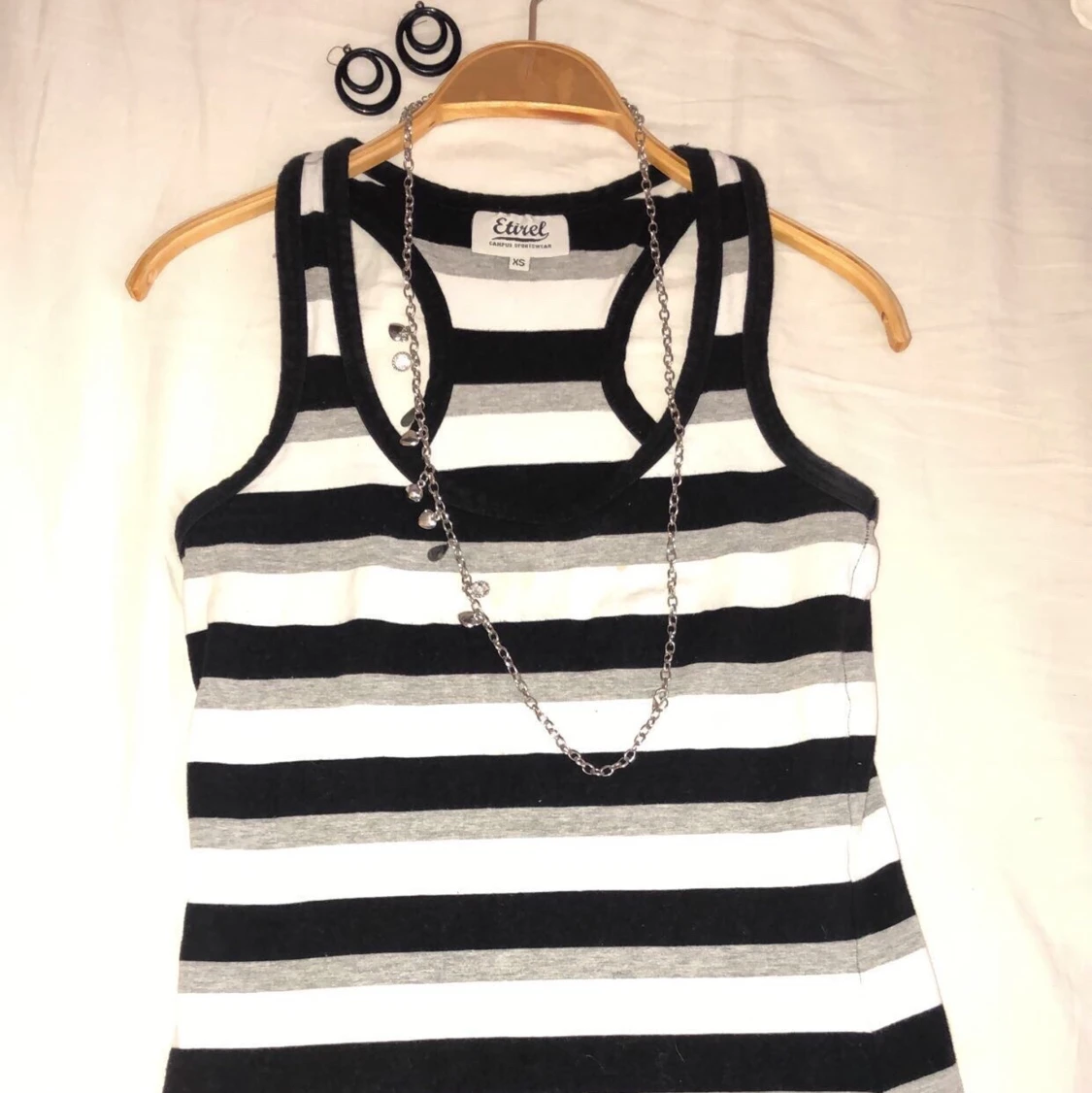 etirel randigt linne<3 