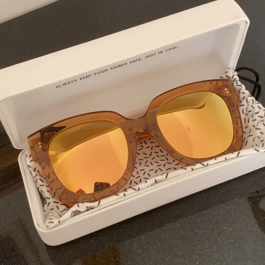 Chimi solglasögon  - 90