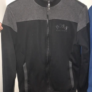 Hugo boss, tracksuit - S men sitter som XS, 7/10 skick