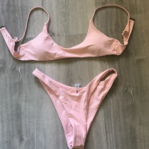 Bikini  - Fin bikini som tyävrr satt dåligt på mig, oanvänd 