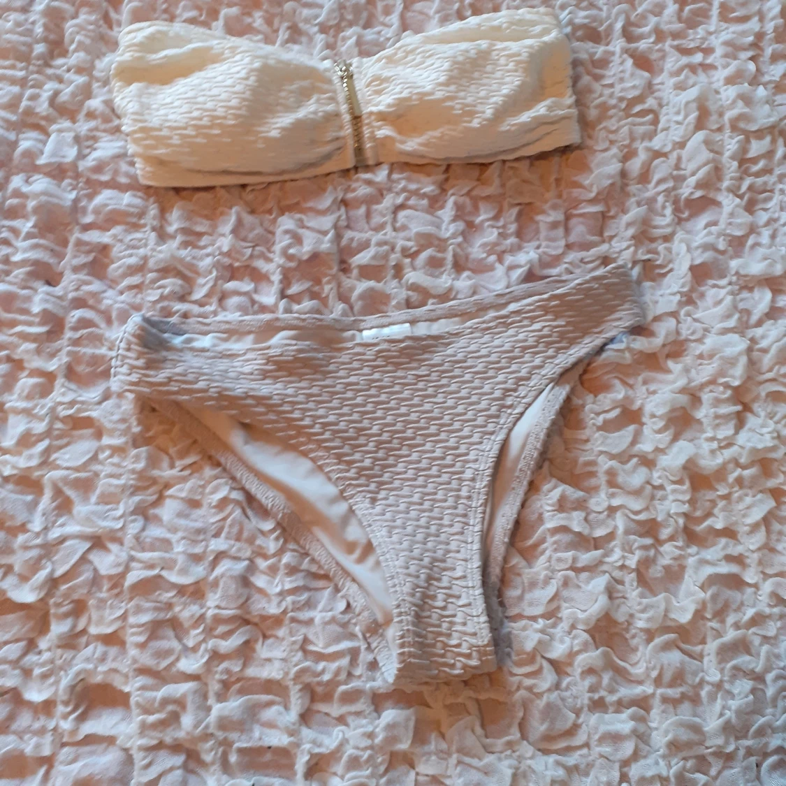 Vit strapless bikini