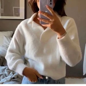 Söt tröja  - Mysig tröja från H&M!! Aldrig använd och i ny skick. Bilden är lånad!