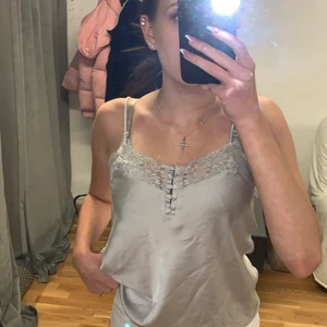 Silver linne - Inte använt mycket så jätte bra skick. 