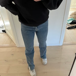 Jeans med slits från venderby’s - Säljer dessa supersnygga sköna oanvända jeansen från  venderby’s ❤️