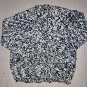 Kofta stl M - Helt ny utan lapp. Från lindex