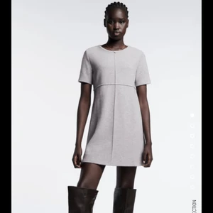 Stickad klänning - Stickad klänning i storlek S som jag säljer då den tyvärr är för liten för mig💗