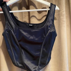 Korsett  - Korsett-topp 