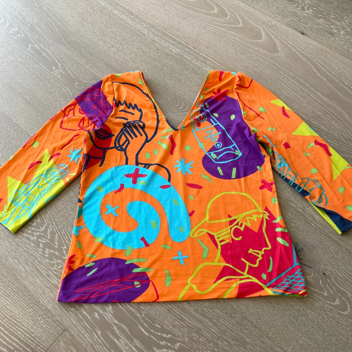 90s graphic topp - 91