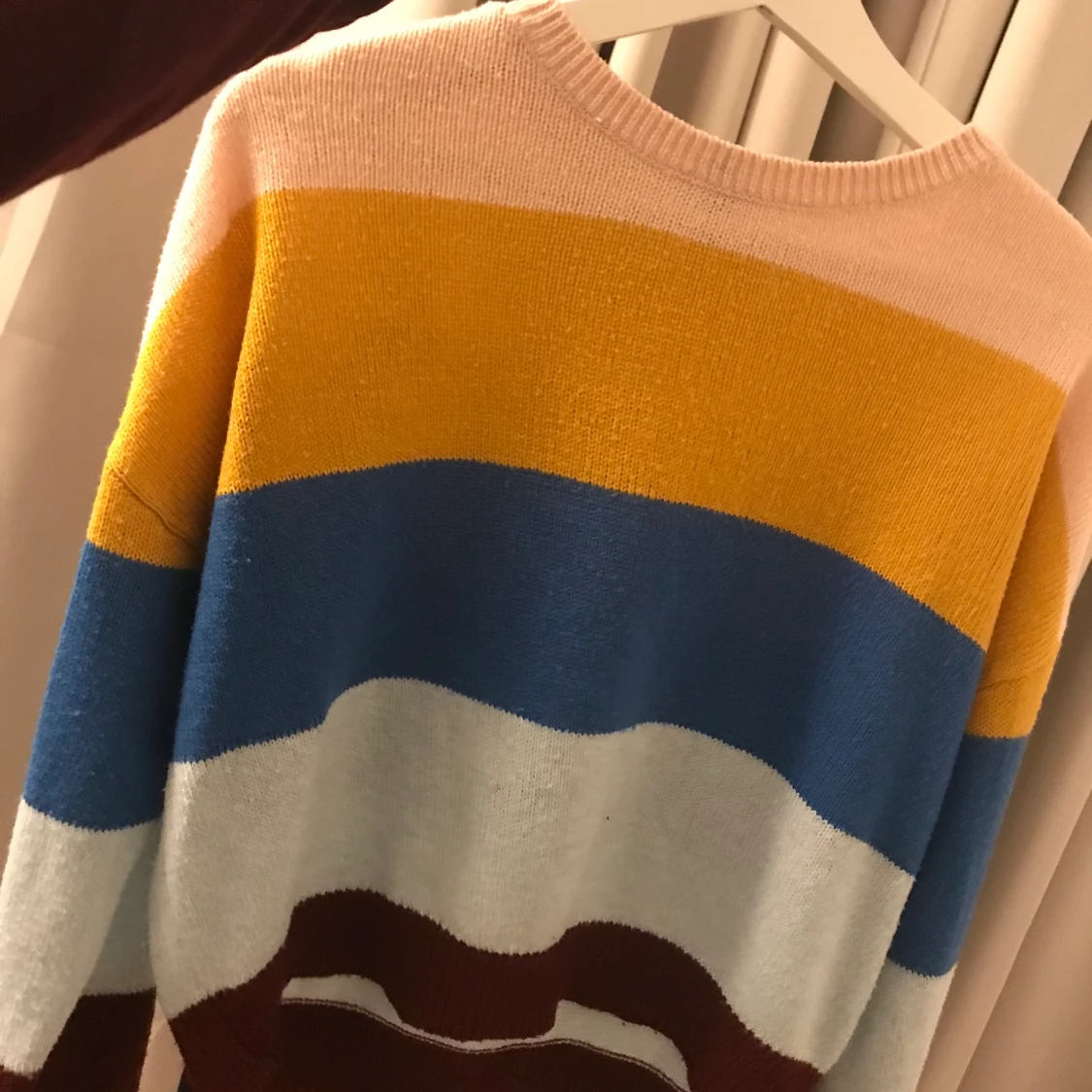  randig stickad tröja