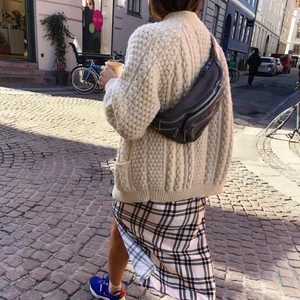 Nunoo Yoo Bag - OBS. Första bilden är lånad från Nunoo’s instagram.   Säljer min fina Nunoo bag i modellen Yoo. Den är knappt använd så den är i nyskick. Kan skicka fler bilder vid intresse.