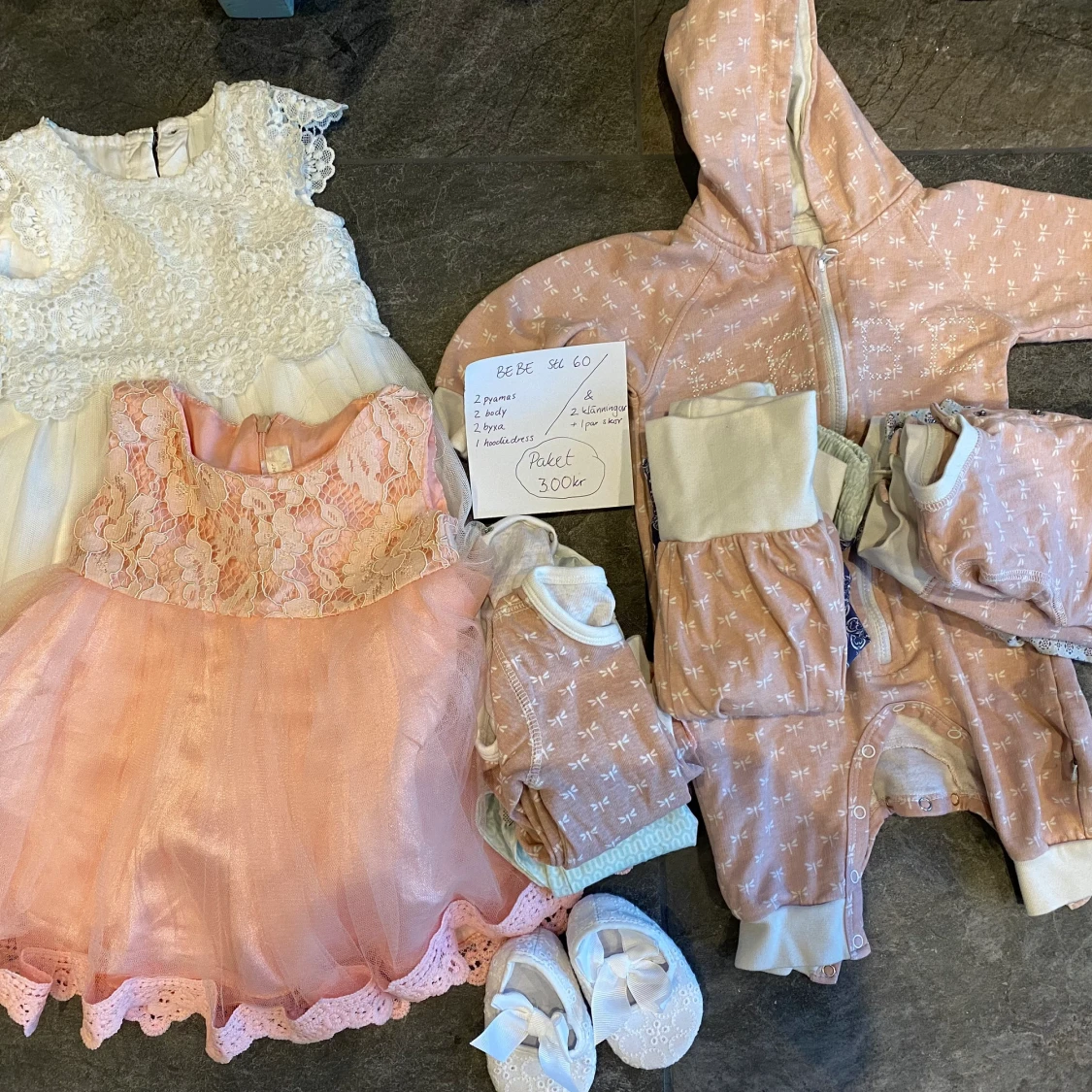 Storlek 60 flicka märke BEBE
