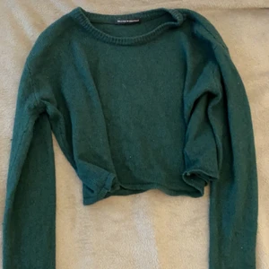 Grön stickad ströja - Säljer min gröna tröja från brandy Melville 💚💚💚