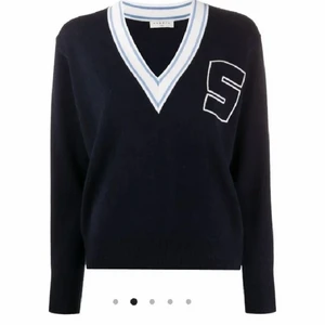 Trendig Sandro tröja  - Sandro tröja, superfin!! 🤩🤩 Superfint skick också! 💖