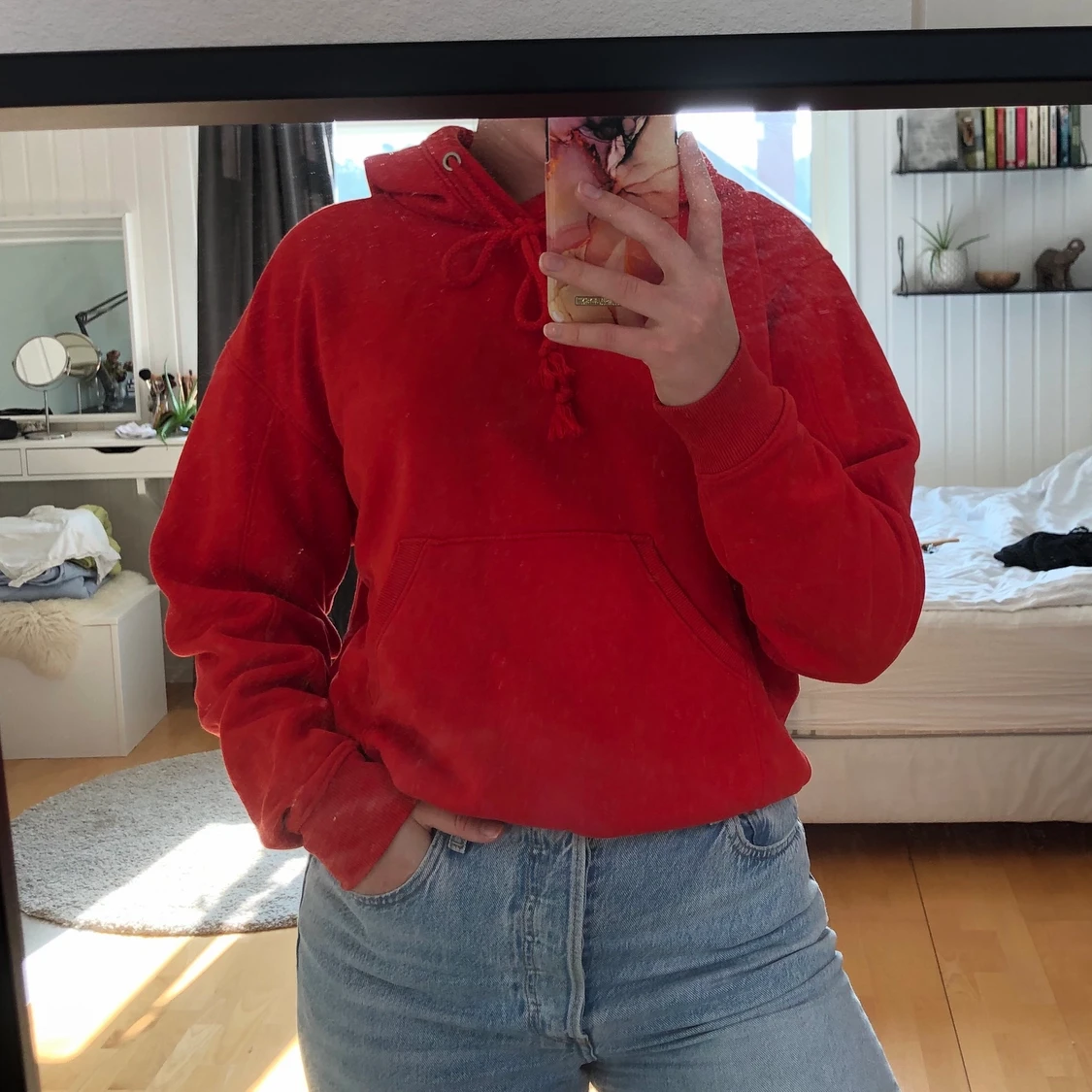 Weekday hoodie, röd