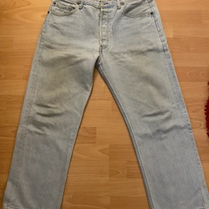 Levis jeans baggy🤍💙 - W36 L30