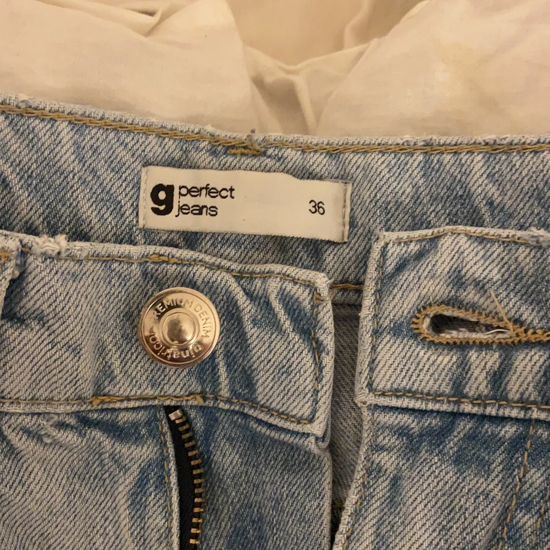 Gina tricot jeans  - 91