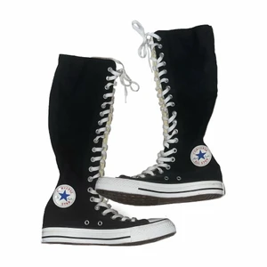 Converse knee high - Knee high converse i storlek 39 som är helt oanvända i perfekt skick😍