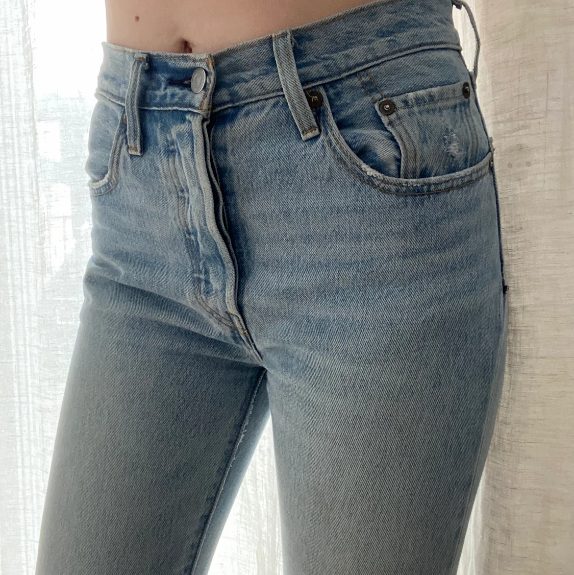 Levis 501 W26 L28