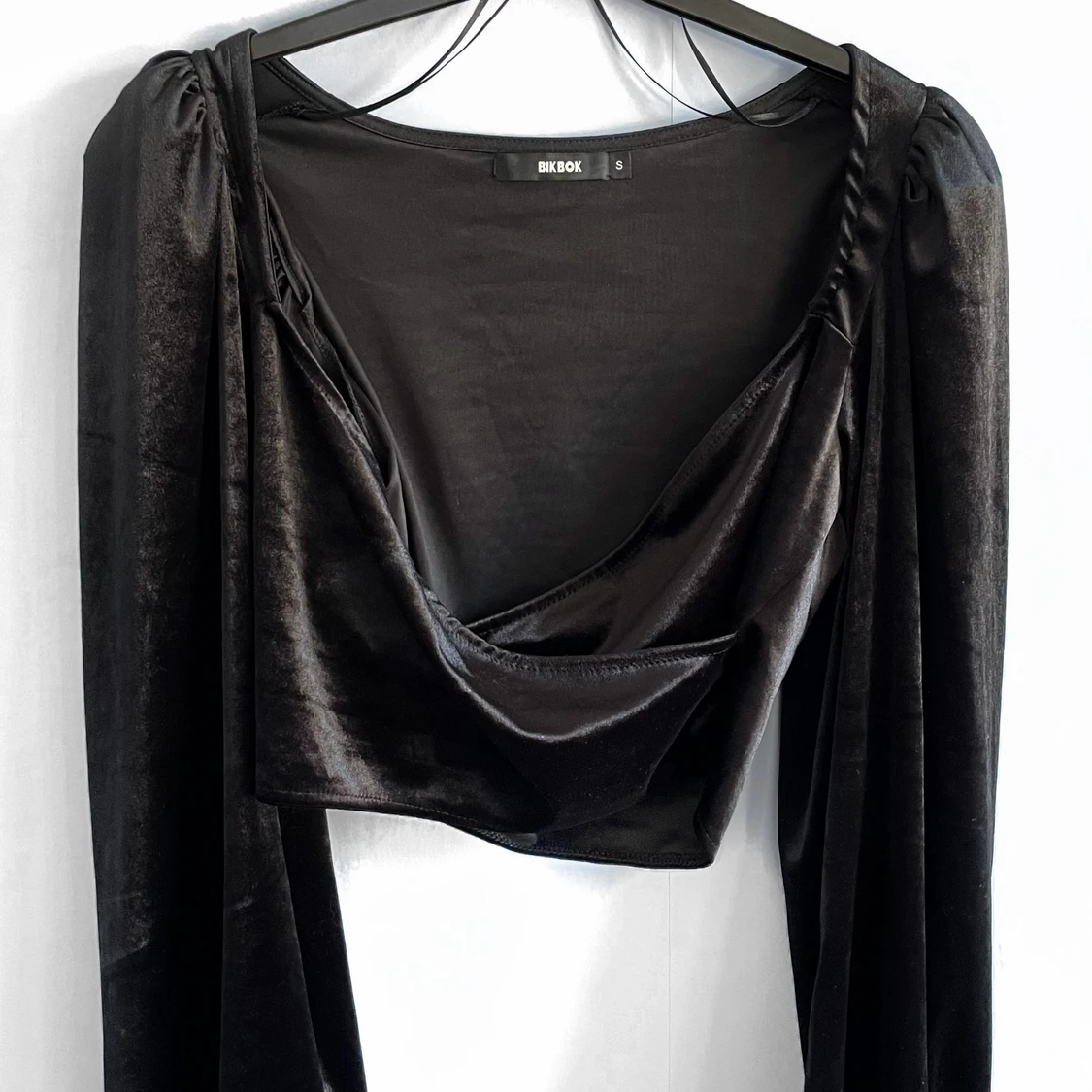 Svart topp i plysch/sammet - 90