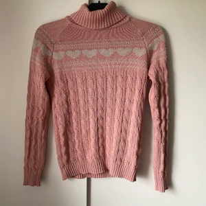 Vintage polo - Vintage polo köpt på Plick men passade inte mig, aldrig använd av mig men tvättad, fri frakt✨