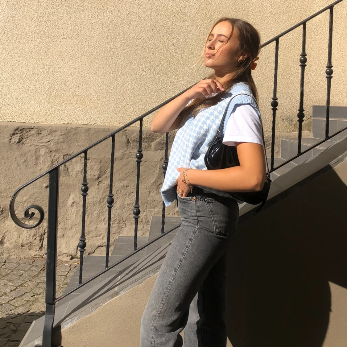 Baby blue plaid knit vest - 91