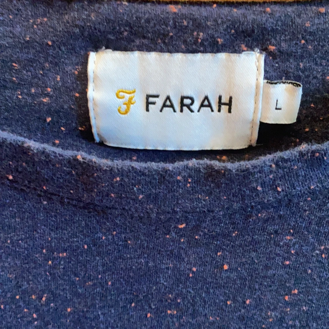 Farah T-shirt mörkblå - 91