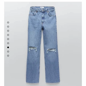 Jeans från zara  - Snygga jeans från zara, passar mig som är 173, storlek 36, säljer då jag har dubbletter, om många är intresserade blir det budgivning i kommentarerna. 