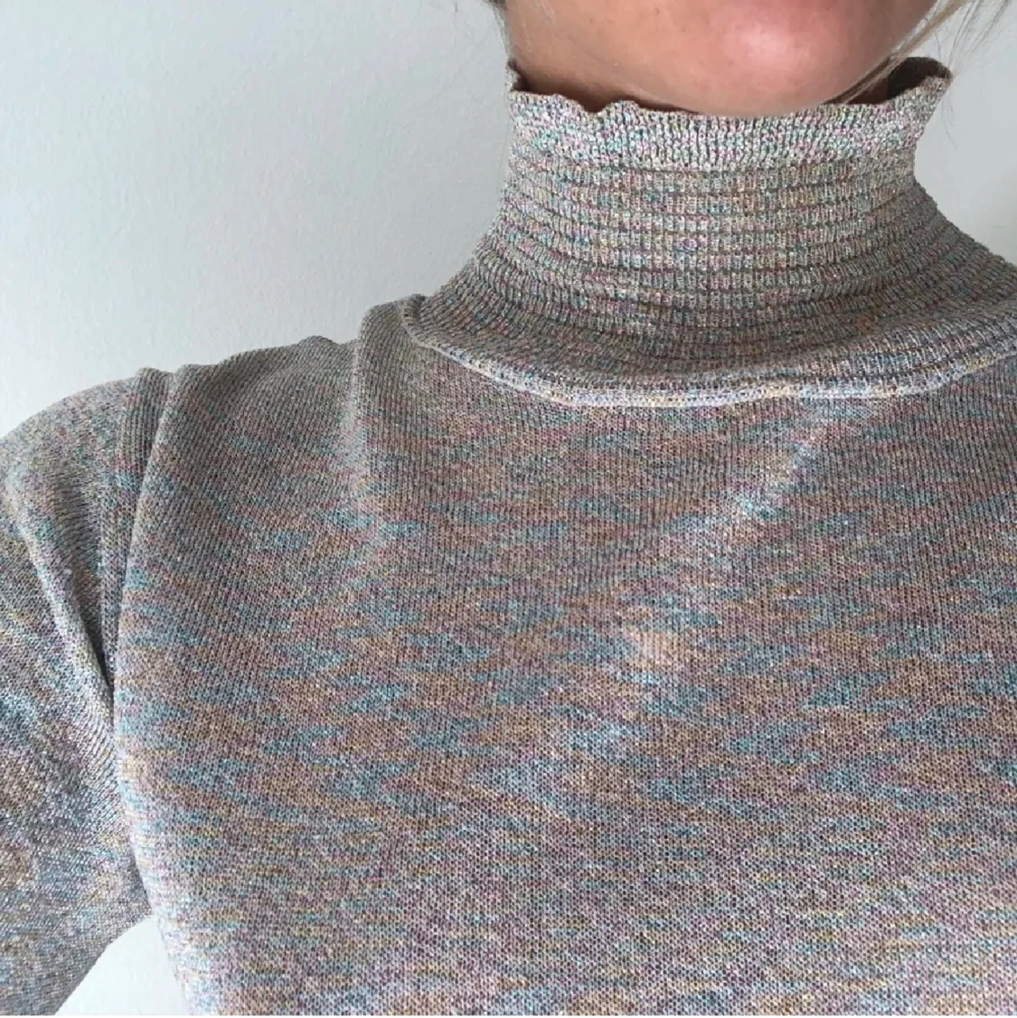 Holografisk Turtleneck