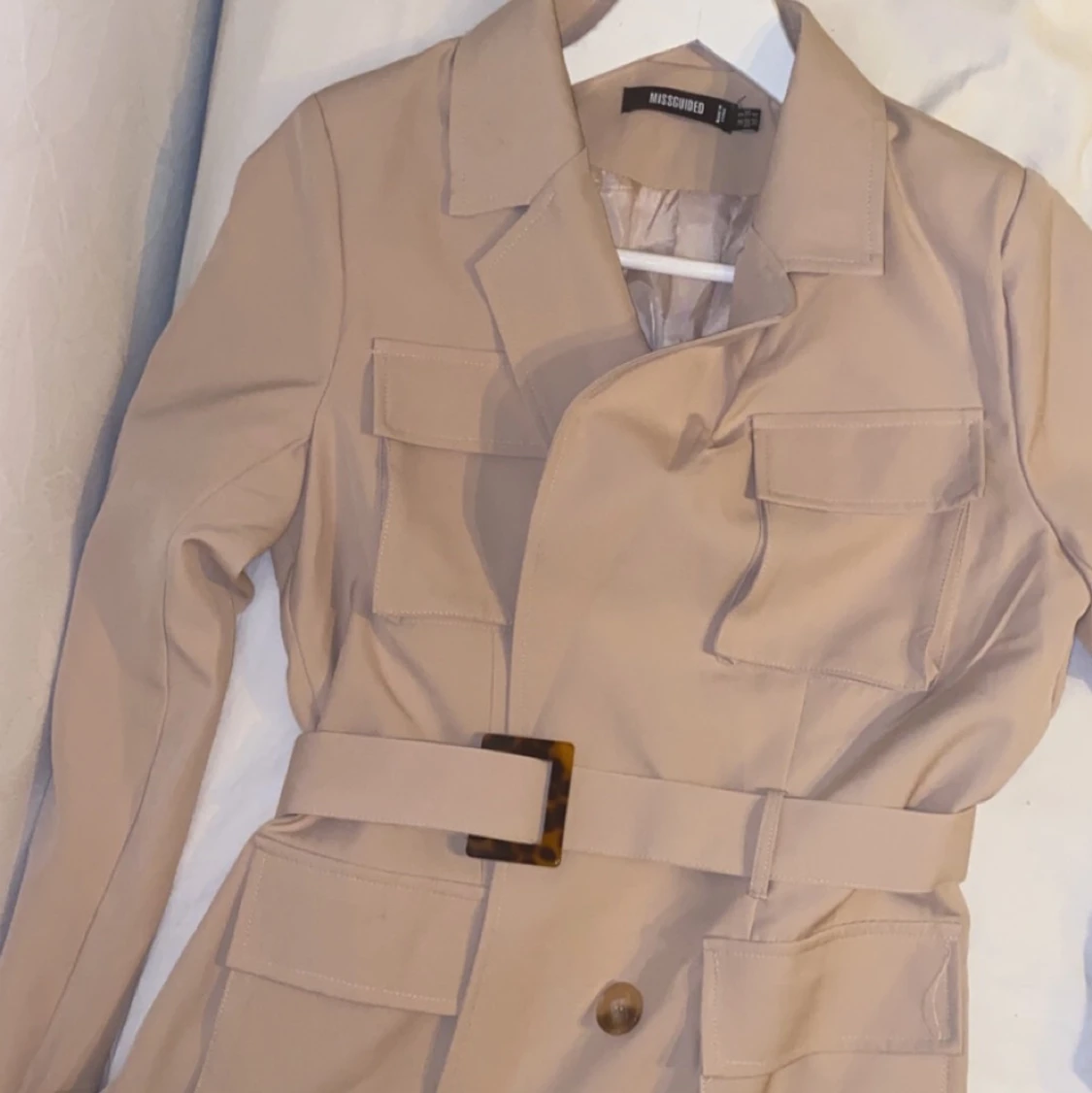 Kavaj från missguided 